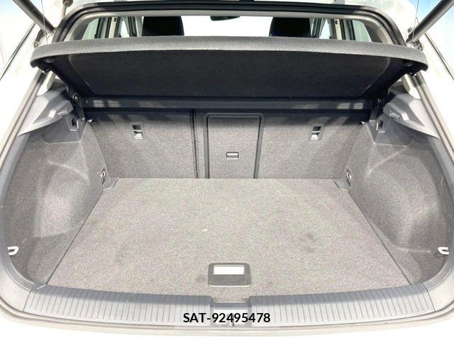 VolksWagen T-ROC 2023-03 6915438-13