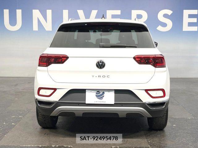 VolksWagen T-ROC 2023-03 6915438-15