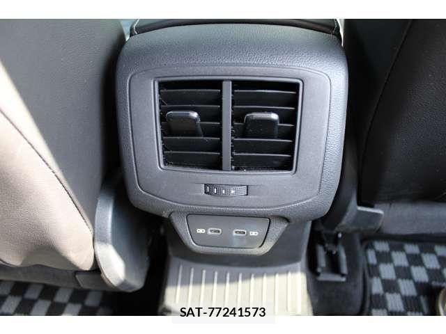 VolksWagen T-ROC 2023-09 7061398-13