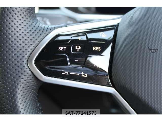 VolksWagen T-ROC 2023-09 7061398-18