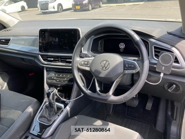 VolksWagen T-ROC 2022-07 7061403-12