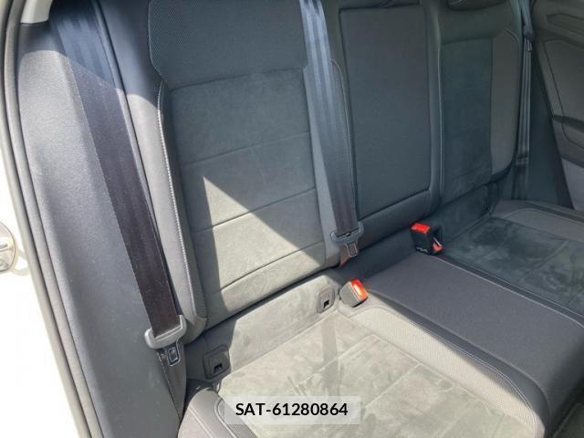 VolksWagen T-ROC 2022-07 7061403-13