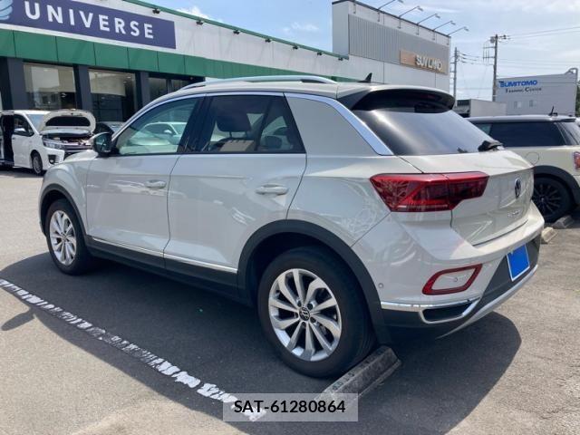 VolksWagen T-ROC 2022-07 7061403-5