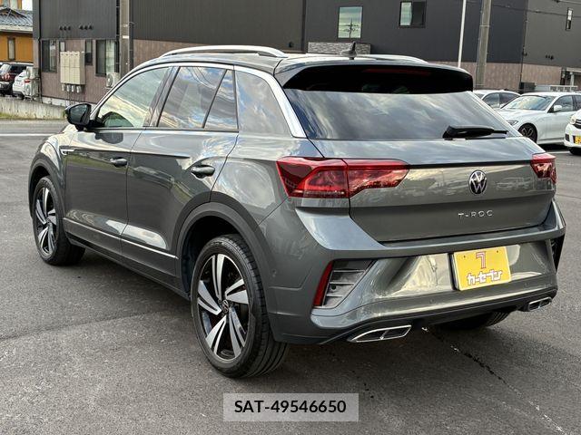 VolksWagen T-ROC 2023-02 7061401-10