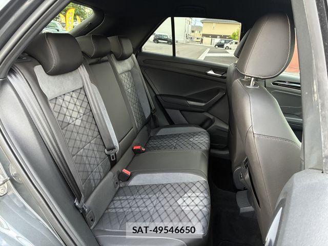 VolksWagen T-ROC 2023-02 7061401-17