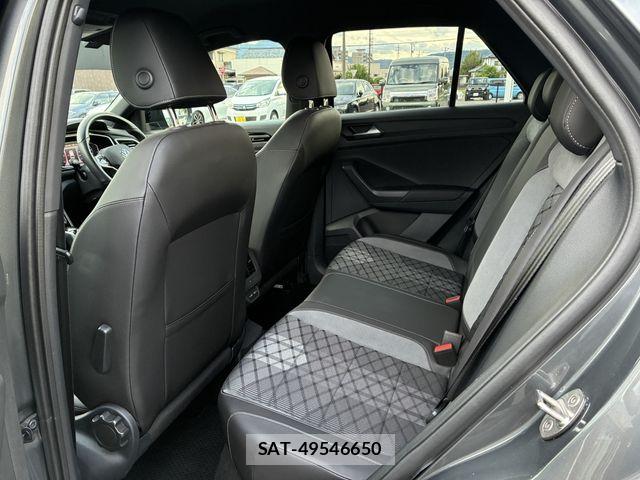 VolksWagen T-ROC 2023-02 7061401-18