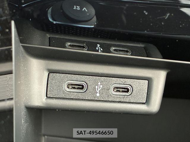 VolksWagen T-ROC 2023-02 7061401-28