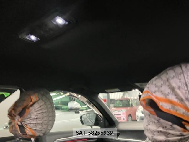 VolksWagen T-ROC 2021-03 7227176-10