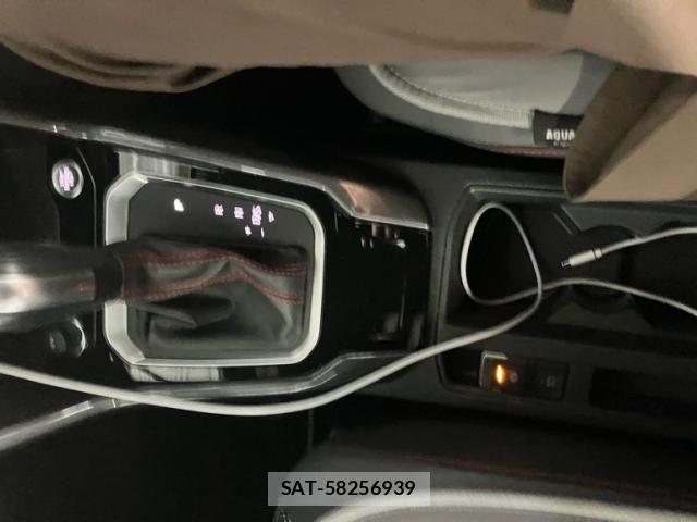 VolksWagen T-ROC 2021-03 7227176-19