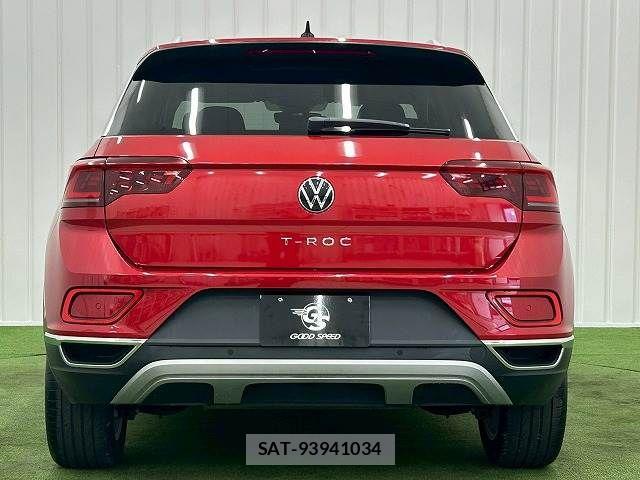 VolksWagen T-ROC 2022-10 7227177-12