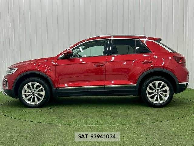 VolksWagen T-ROC 2022-10 7227177-13