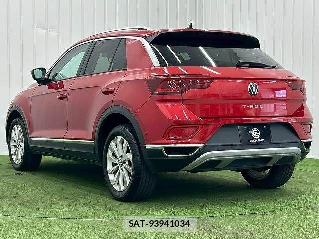 VolksWagen T-ROC 2022-10 7227177-16