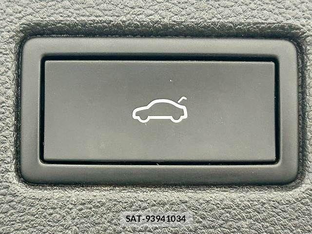 VolksWagen T-ROC 2022-10 7227177-7