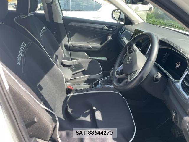 VolksWagen T-ROC 2023-06 7227181-12