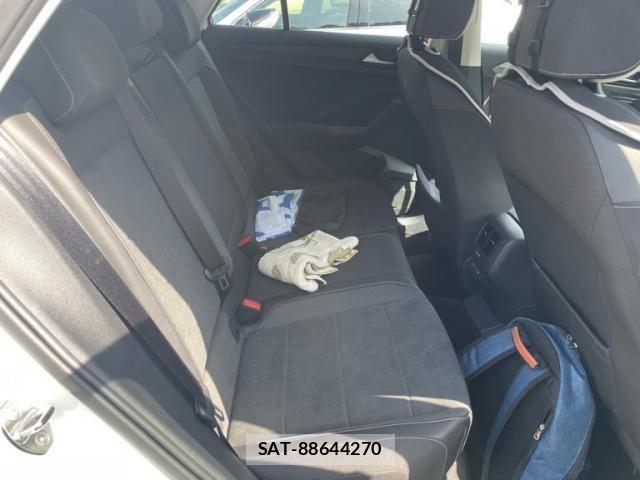 VolksWagen T-ROC 2023-06 7227181-13