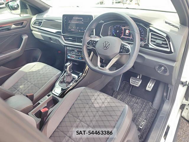 VolksWagen T-ROC 2023-06 7227178-17