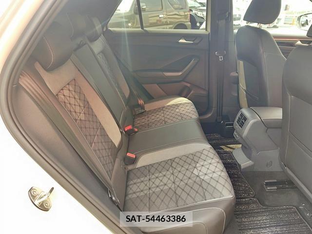 VolksWagen T-ROC 2023-06 7227178-29