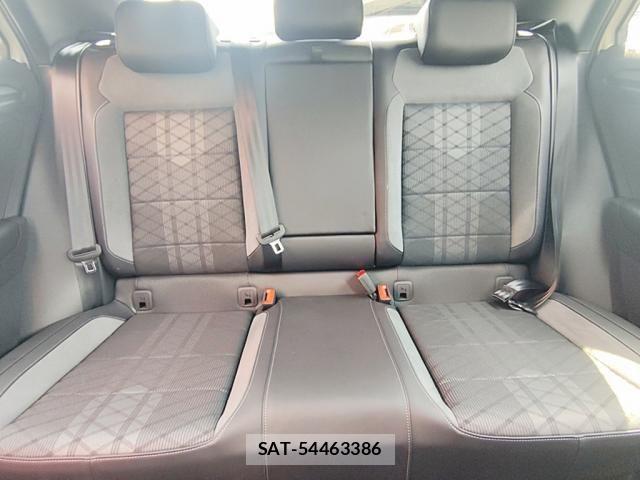 VolksWagen T-ROC 2023-06 7227178-7