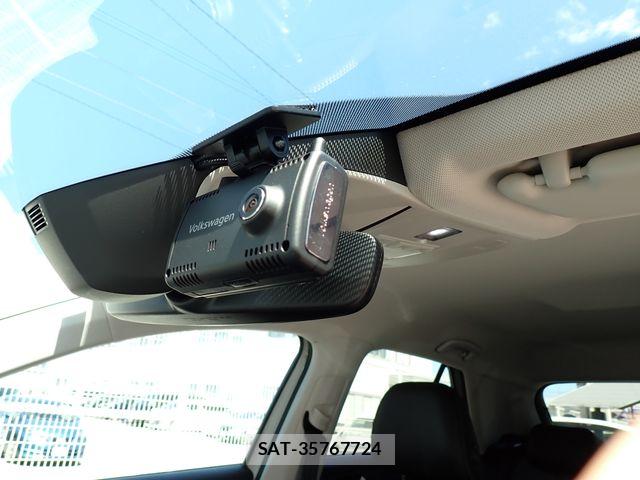 VolksWagen T-ROC 2023-07 7331229-13