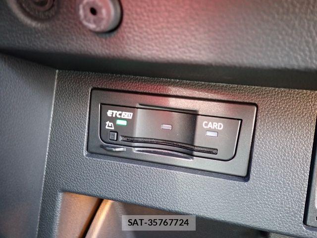 VolksWagen T-ROC 2023-07 7331229-24