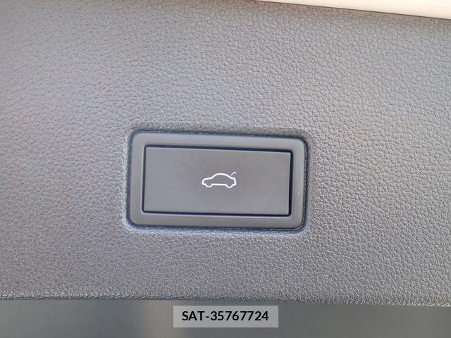 VolksWagen T-ROC 2023-07 7331229-28