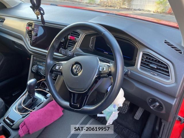 VolksWagen T-ROC 2020-12 7331237-13