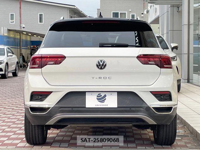 VolksWagen T-ROC 2021-08 7360506-14