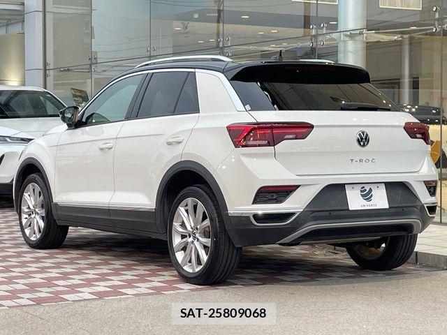 VolksWagen T-ROC 2021-08 7360506-16