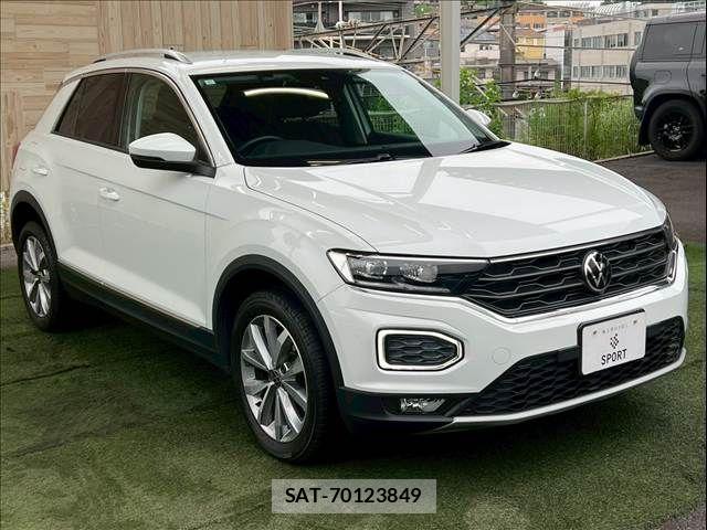 VolksWagen T-ROC 2021-05 7360503-15