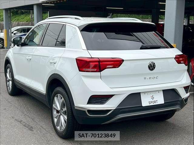 VolksWagen T-ROC 2021-05 7360503-16