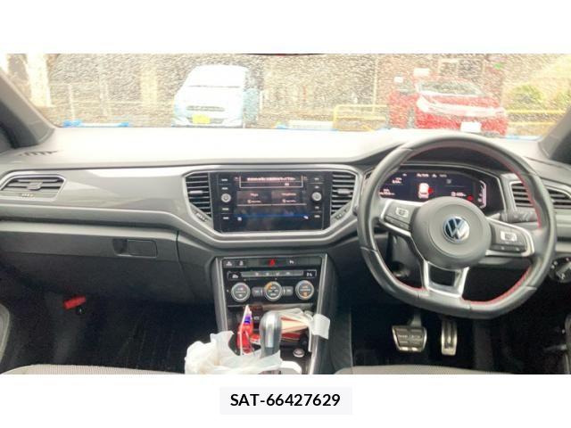 VolksWagen T-ROC 2021-06 7458869-11
