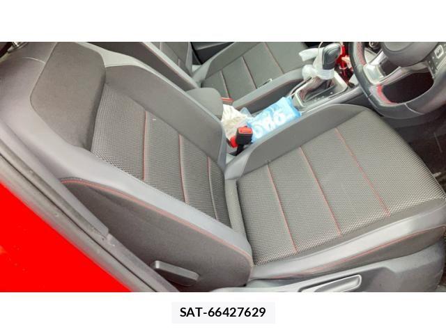 VolksWagen T-ROC 2021-06 7458869-12