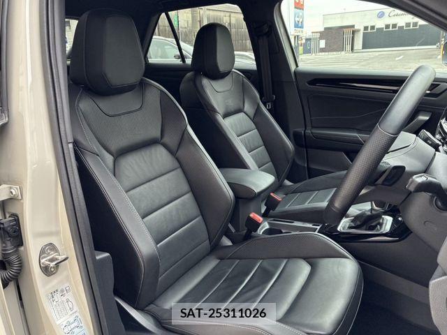 VolksWagen T-ROC 2023-07 7458867-24