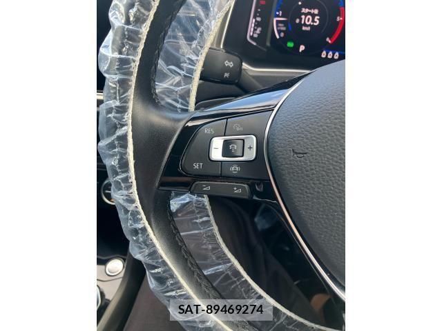 VolksWagen T-ROC 2022-03 7458870-16