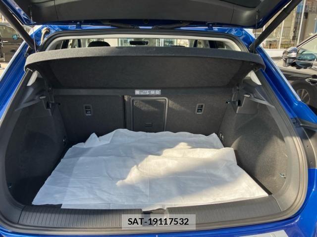 VolksWagen T-ROC 2021-04 7458868-13