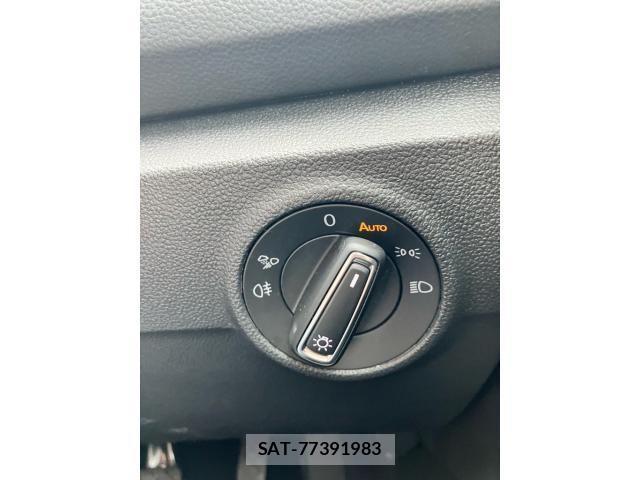 VolksWagen T-ROC 2022-12 7621374-17