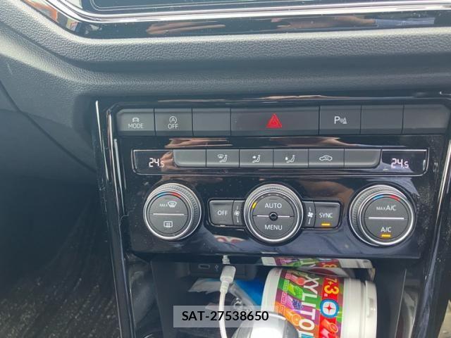 VolksWagen T-ROC 2022-05 7621373-21