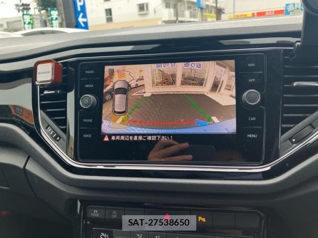 VolksWagen T-ROC 2022-05 7621373-23