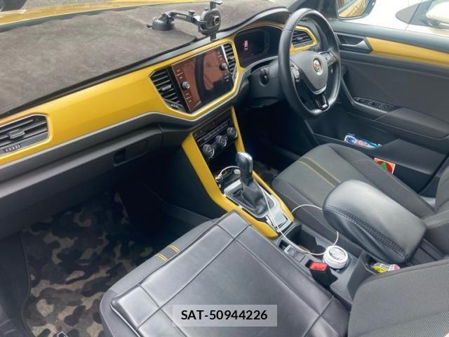 VolksWagen T-ROC 2020-07 7621377-10