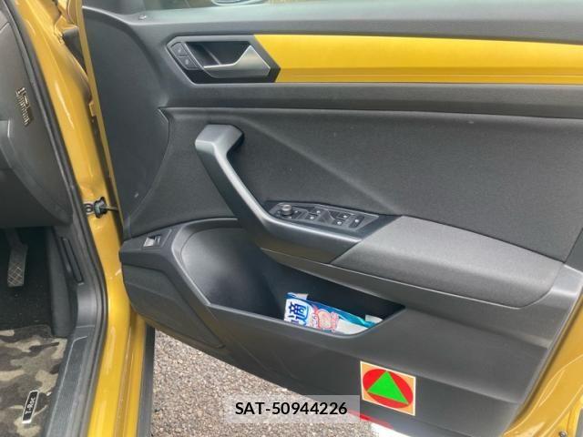 VolksWagen T-ROC 2020-07 7621377-14