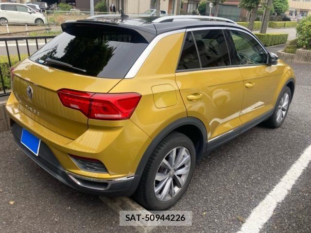 VolksWagen T-ROC 2020-07 7621377-5