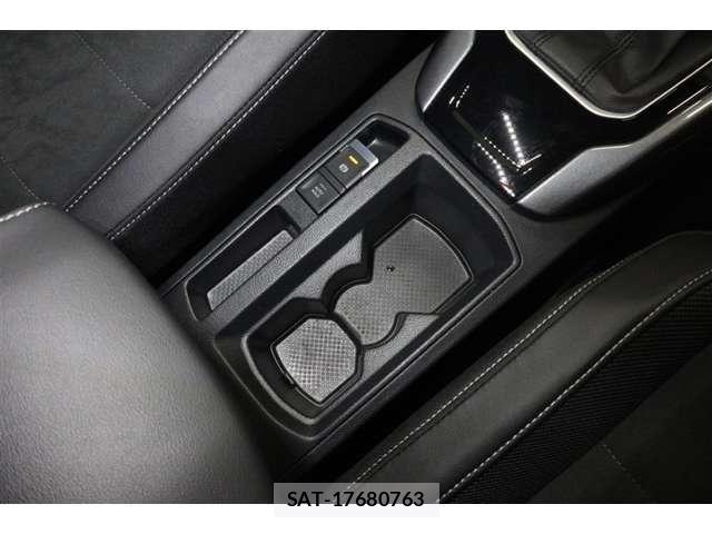 VolksWagen T-ROC 2023-08 7730770-29