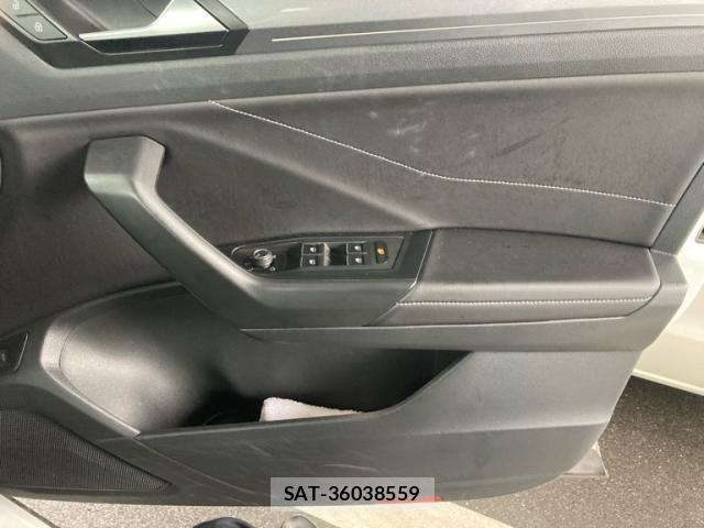 VolksWagen T-ROC 2023-09 7730772-17
