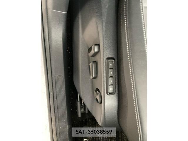VolksWagen T-ROC 2023-09 7730772-18