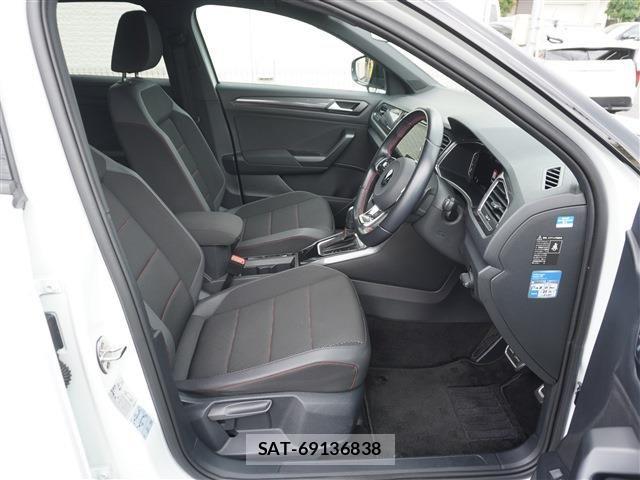 VolksWagen T-ROC 2021-10 7790540-12