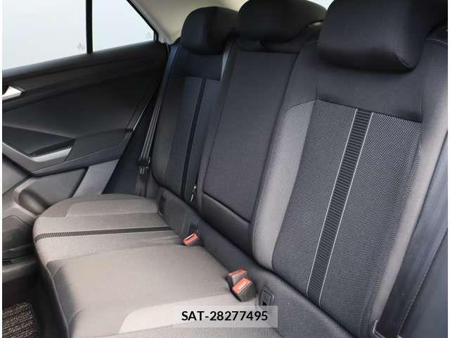VolksWagen T-ROC 2025-07 7880529-11