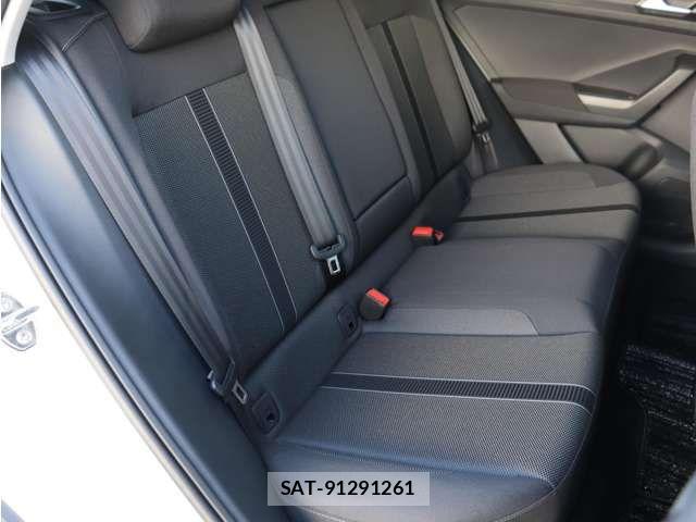 VolksWagen T-ROC 2026-03 7880527-15