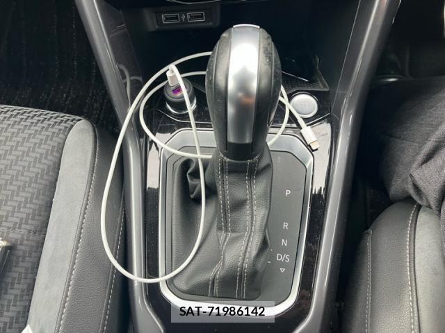 VolksWagen T-ROC 2020-10 7880531-19