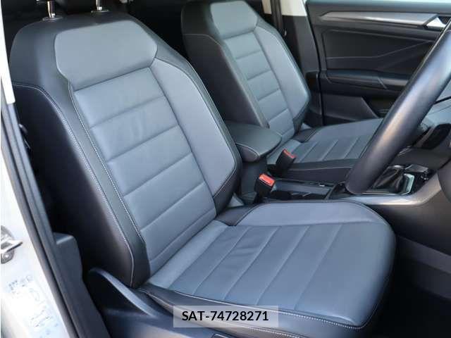 VolksWagen T-ROC 2023-04 7880530-11