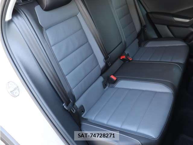 VolksWagen T-ROC 2023-04 7880530-12